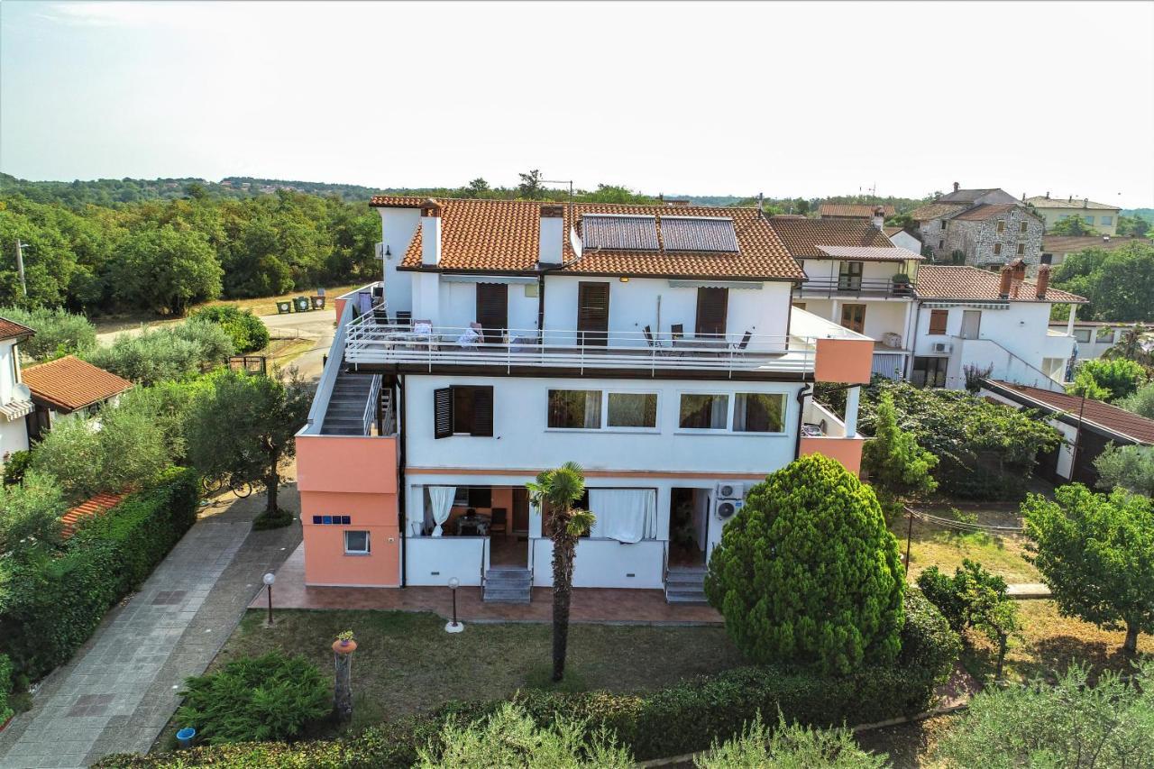 Apartments & Rooms Villa Adamovic Umag Exterior foto