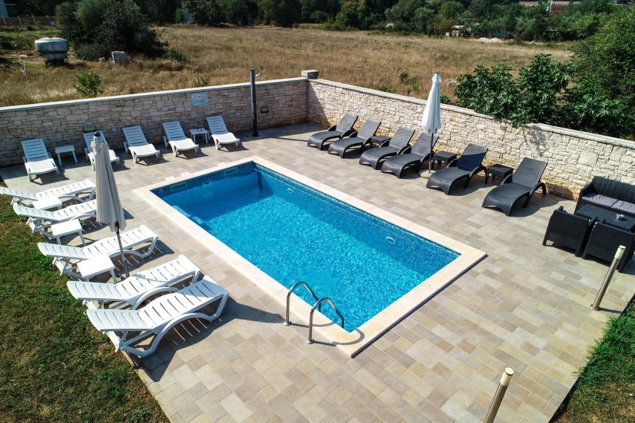 Apartments & Rooms Villa Adamovic Umag Exterior foto